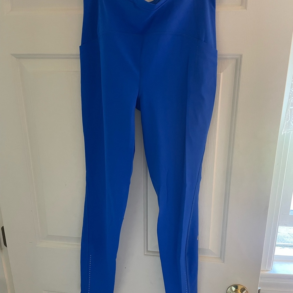Lululemon Electric Blue Activewear Leggings. Perfect Condition!!!